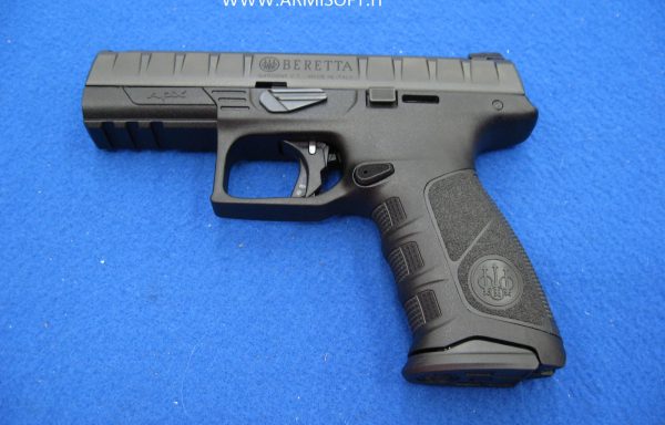 Pistola Beretta APX